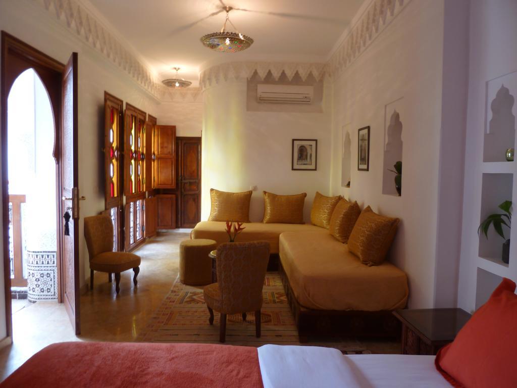 Riad Viva Marrakesh Esterno foto A suite at the hotel