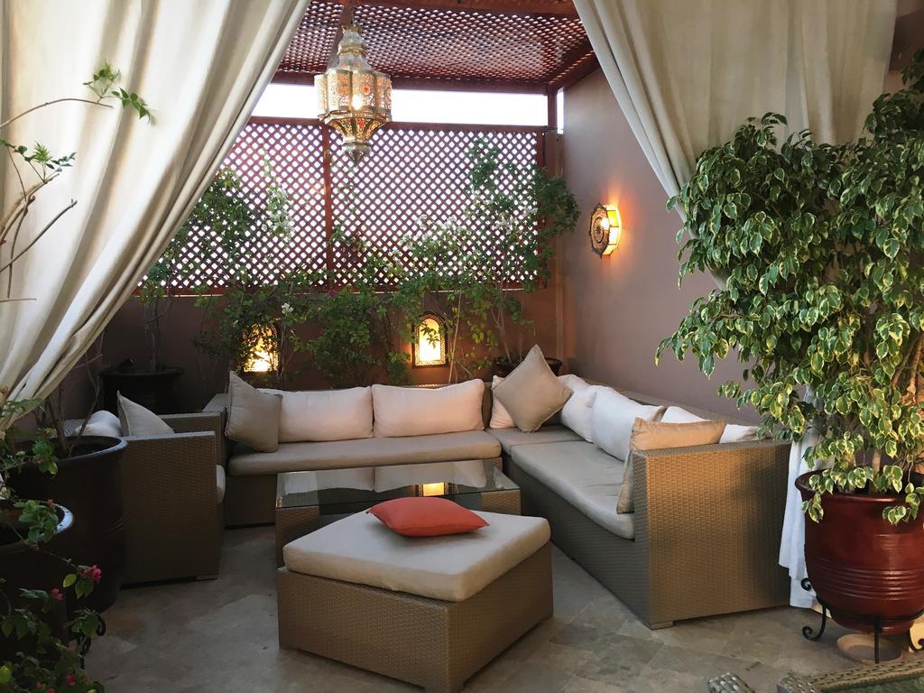 Riad Viva Marrakesh Esterno foto A Moroccan patio