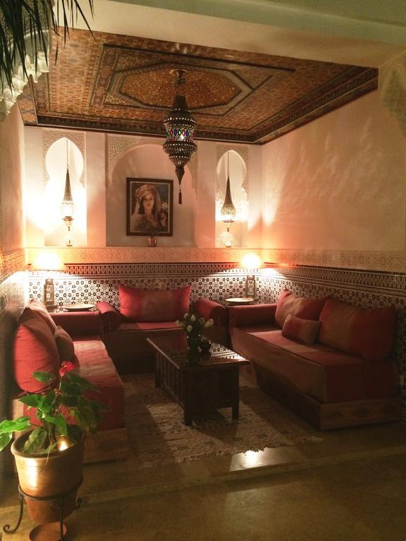 Riad Viva Marrakesh Esterno foto A Moroccan living room
