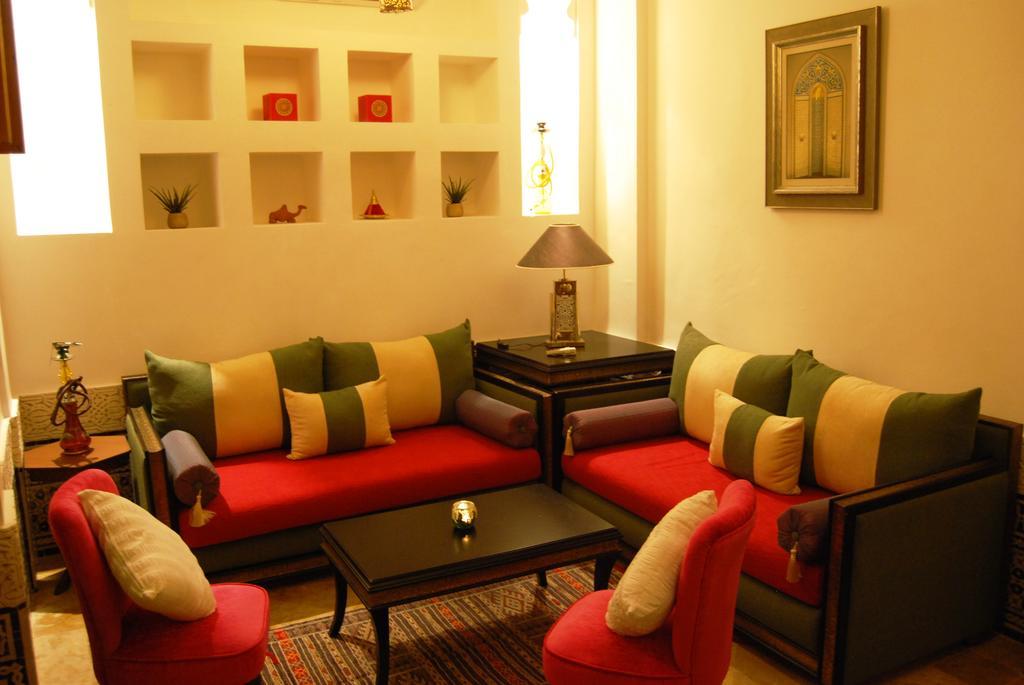 Riad Viva Marrakesh Esterno foto A living room in a hotel
